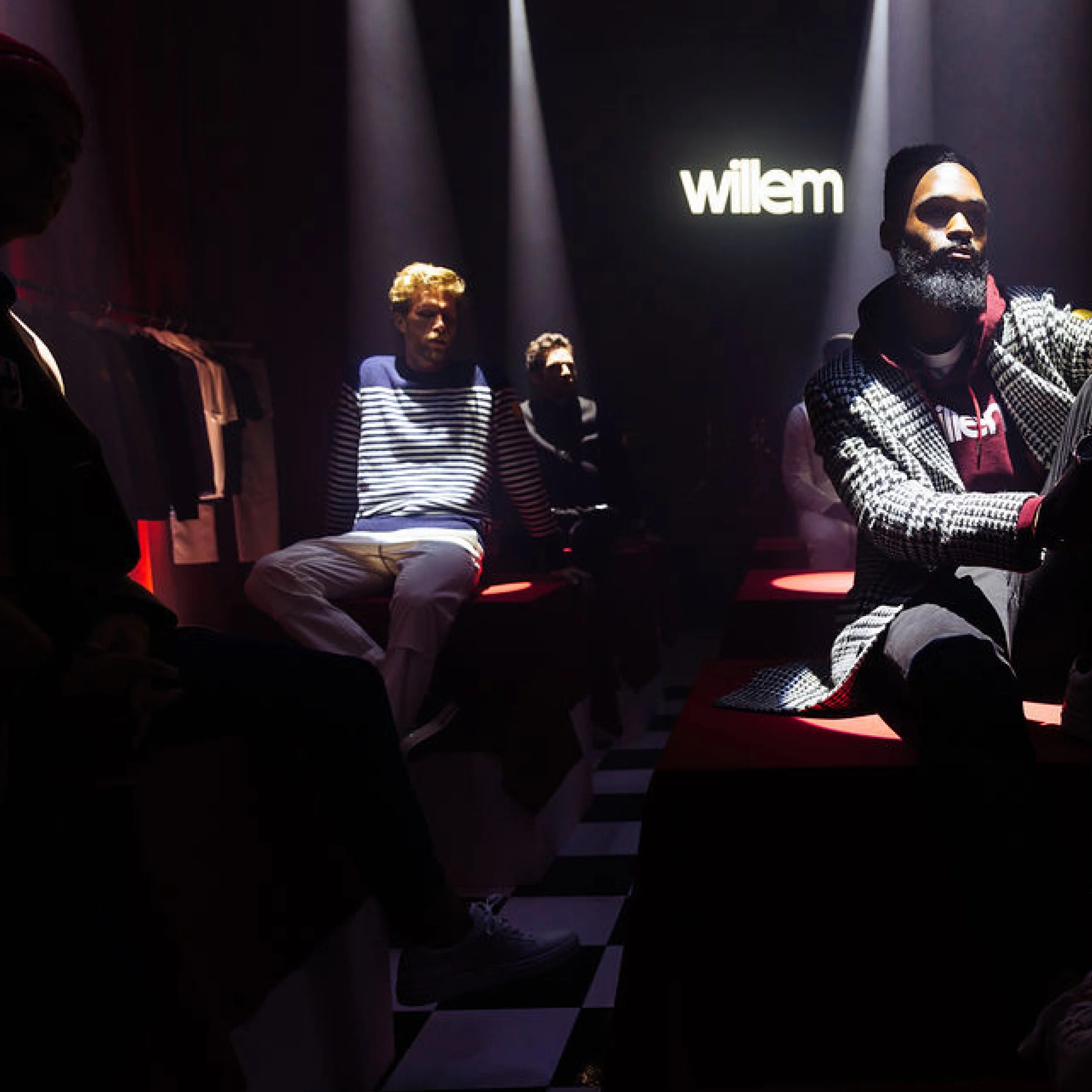 WILLEM PRESENTS SHOWTIME